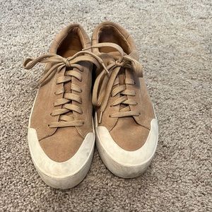 Caslon light pink suede sneaker
